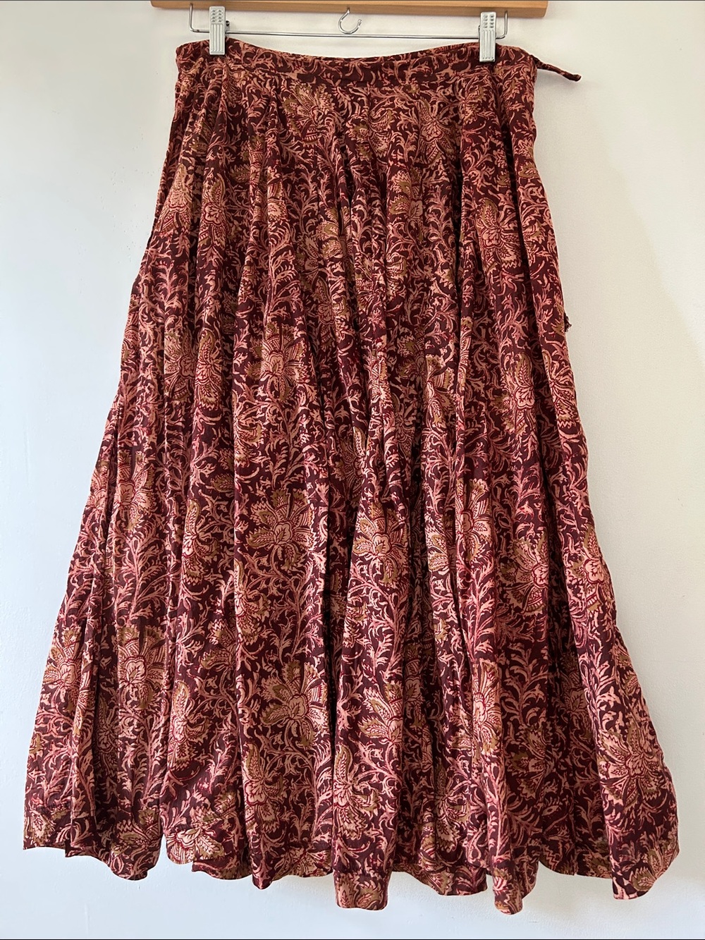 Matta Maxi Skirt Women's M Burgundy Floral India Print Boho Festival Hippie Full